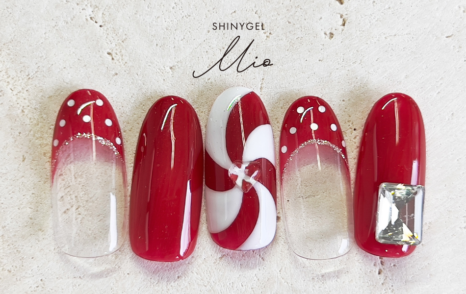 サンダルに映える！ガツンと強めカラー☆NEW COLOR特集｜シャイニー